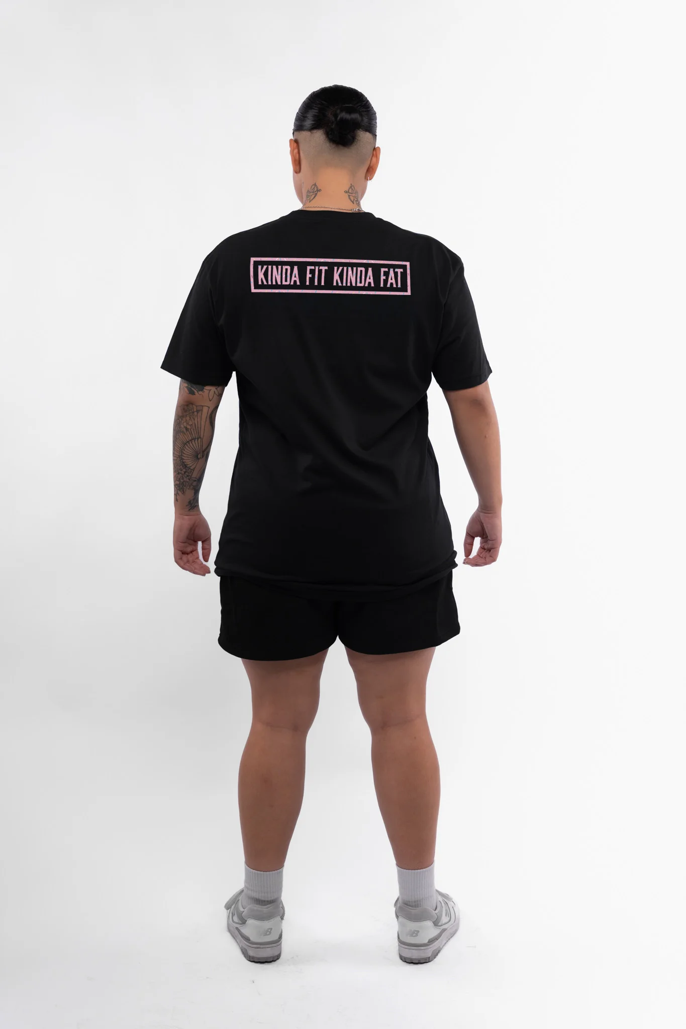 Bar Logo Signature Blend T-Shirt - Image 8
