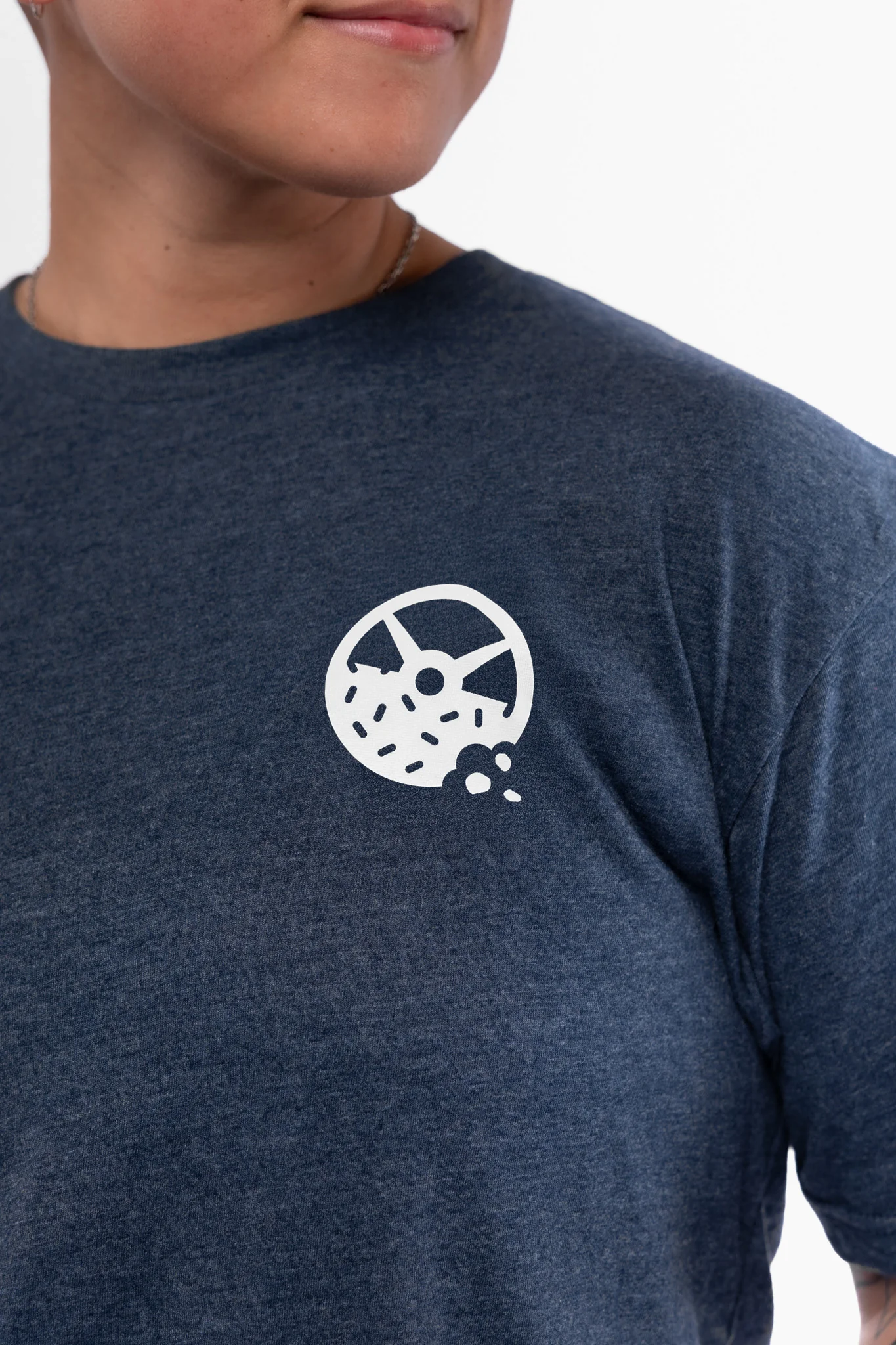 Bar Logo Signature Blend T-Shirt - Image 6