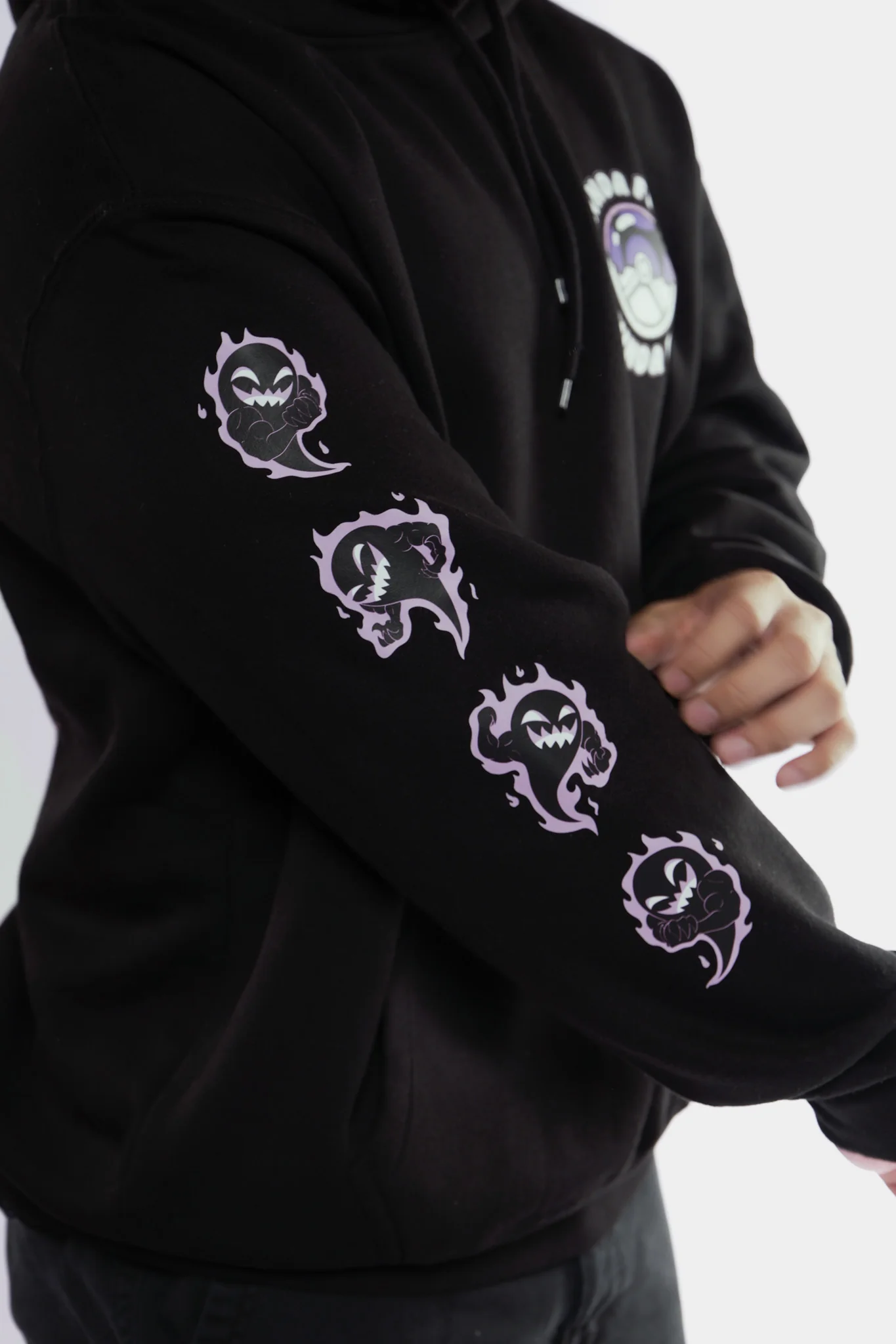 Hungar Classic Hoodie - Image 3