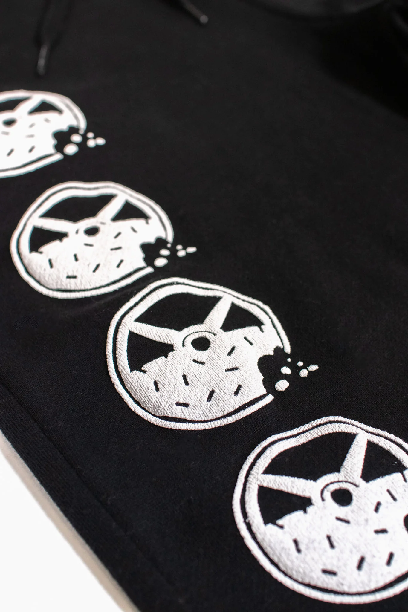 The Kitchen Puff Print Joggers - Image 12